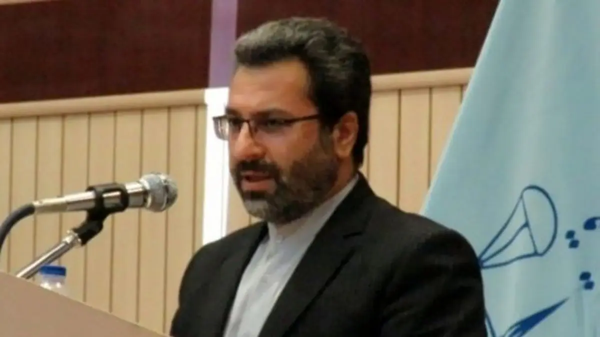 متهم پرونده گلیم و گبه همچنان در زندان اوین است