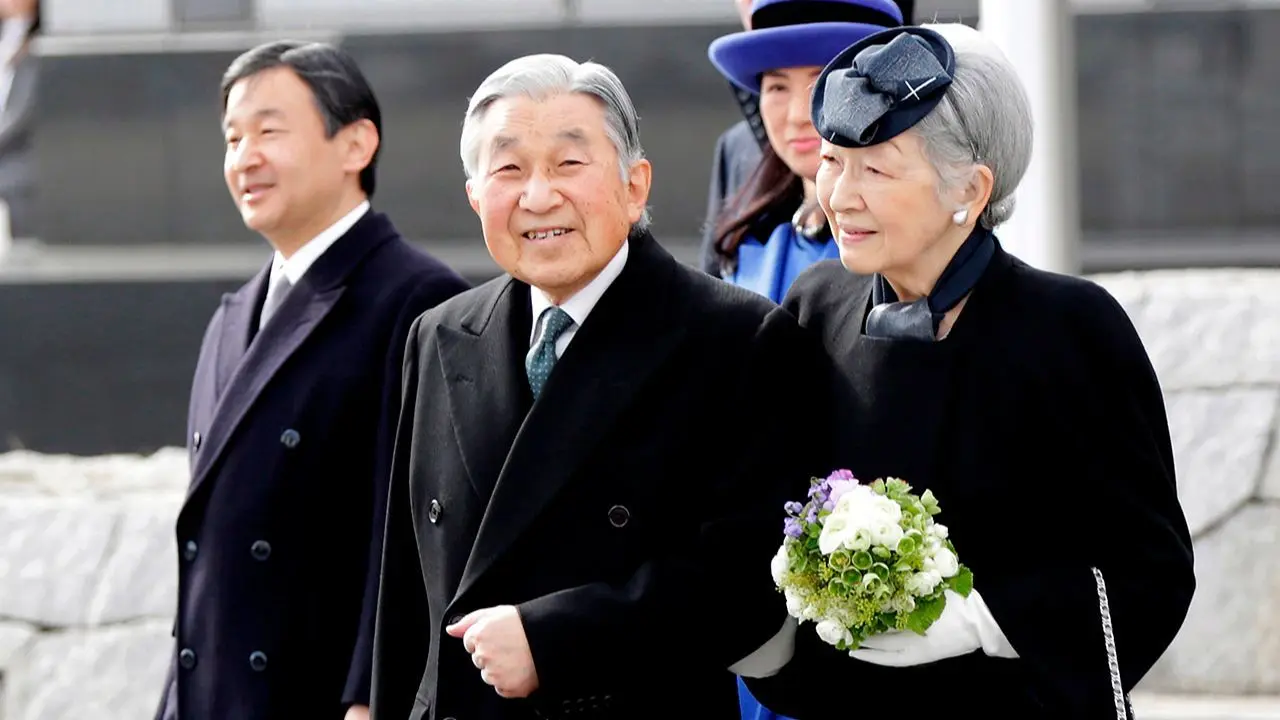 امپراتور ژاپن برای کناره‌گیری از قدرت آماده می‌شود