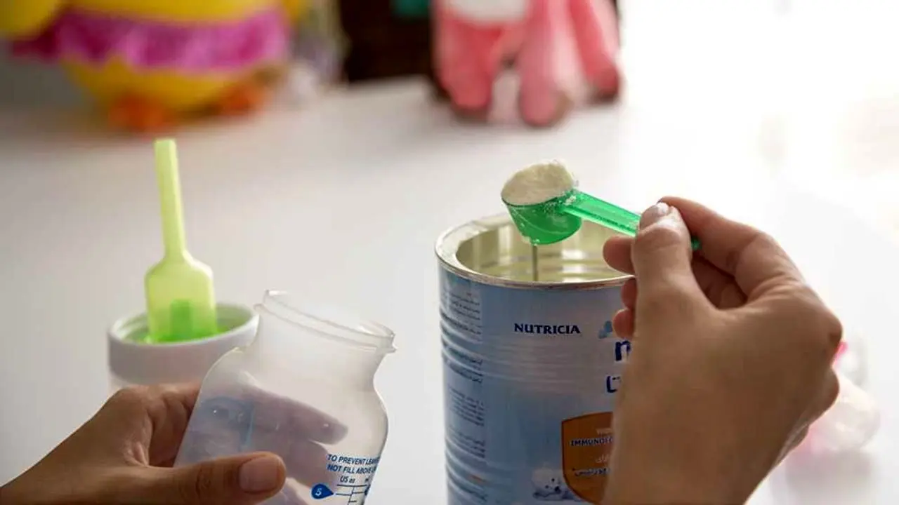 افزایش ریسک چاقی در کودکان با مصرف شیر خشک