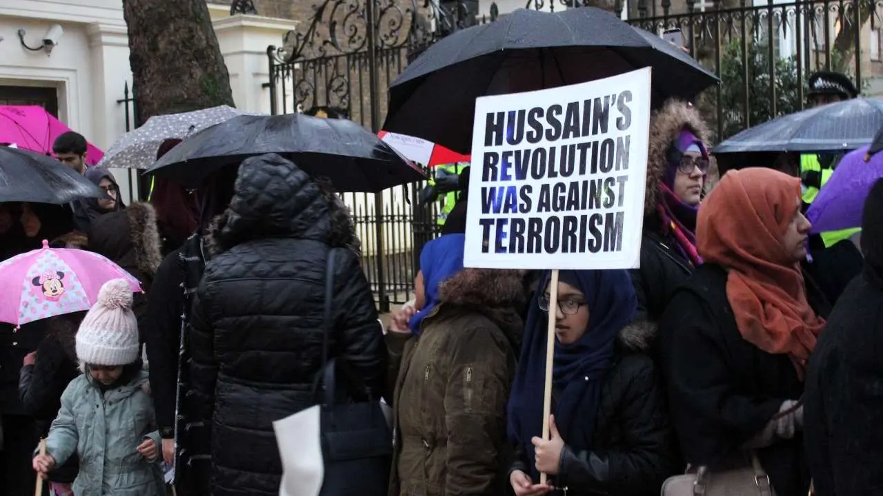 تظاهرات در لندن علیه رژیم آل‌سعود + ویدئو
