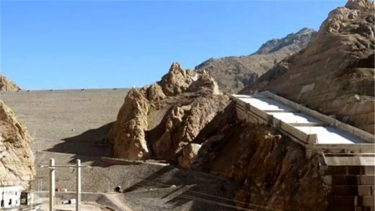 طرح‌های توسعه منابع آب و خاک 12 استان به بهره‌برداری رسید