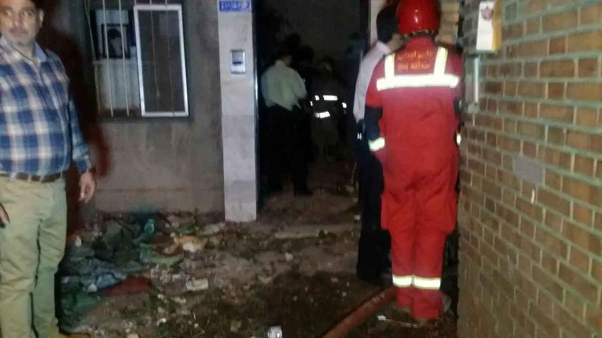 مصدومیت 9 نفر بر اثر انفجار ساختمان سه طبقه در خیابان نجات الهی