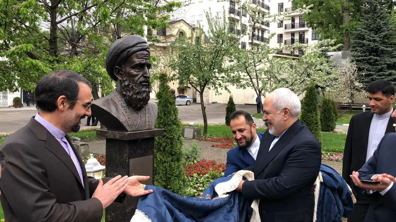 از تندیس چهار شاعر ایرانی در مسکو رونمایی شد