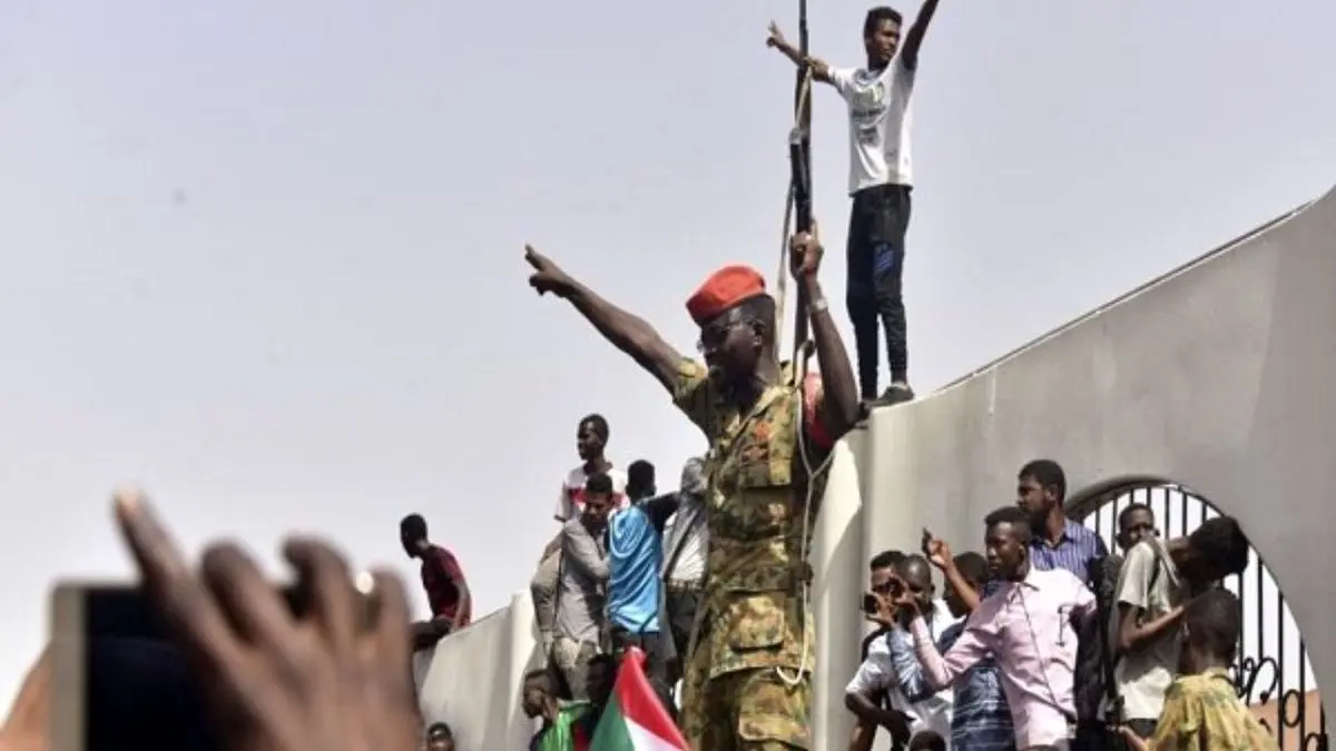 موافقت با تشکیل 2 شورای مدنی و نظامی در سودان