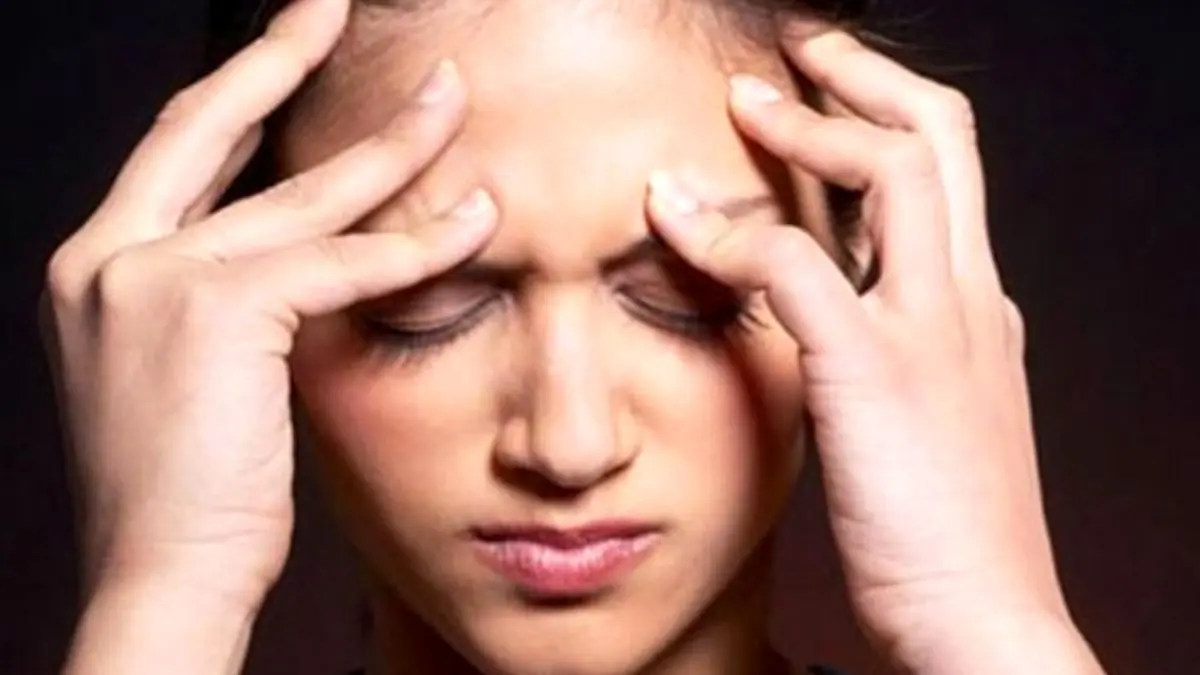 زنان سه برابر مردان به میگرن مبتلا می‌شوند/ عوامل بروز حمله سردرد میگرنی چیست؟