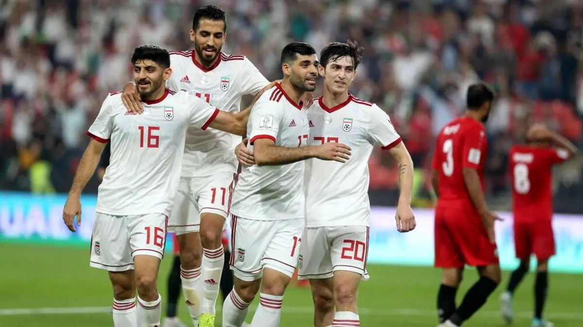 مربی ایرانی بهترین گزینه برای تیم ملی فوتبال است/ دایی و قلعه‌نویی می‌توانند جانشین کی‌روش شوند