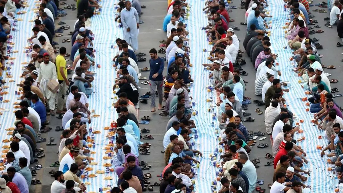 نگاهی به آداب و رسوم ماه مبارک رمضان در مالزی و اندونزی + ویدئو