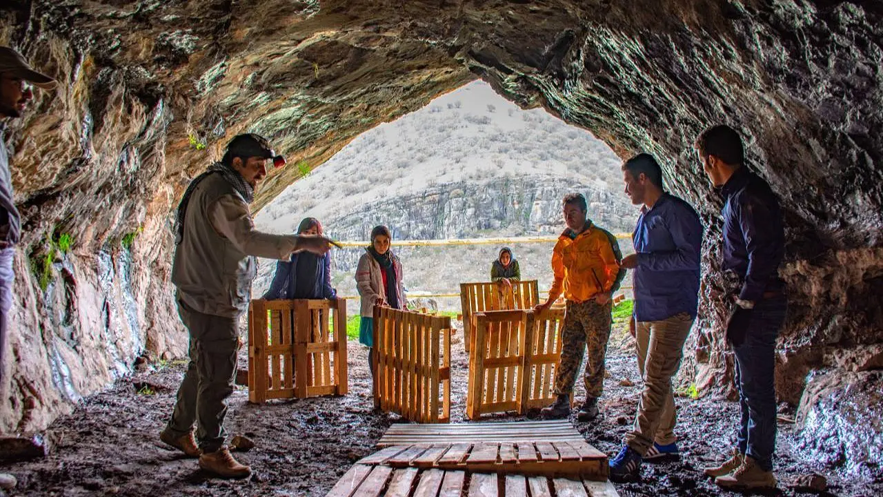 کشف ردپای انسان‌های هوشمند در غار کلدر خرم‌آباد