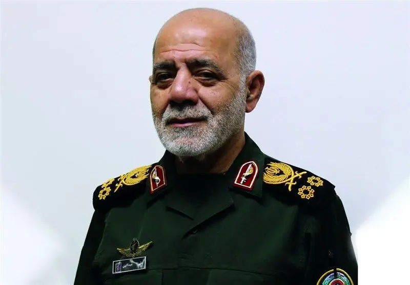 مقدس،دفاع،ايران،مقاومت،ملي،اسلامي،قرارگاه،حضرت،گفتمان،فرماند ...