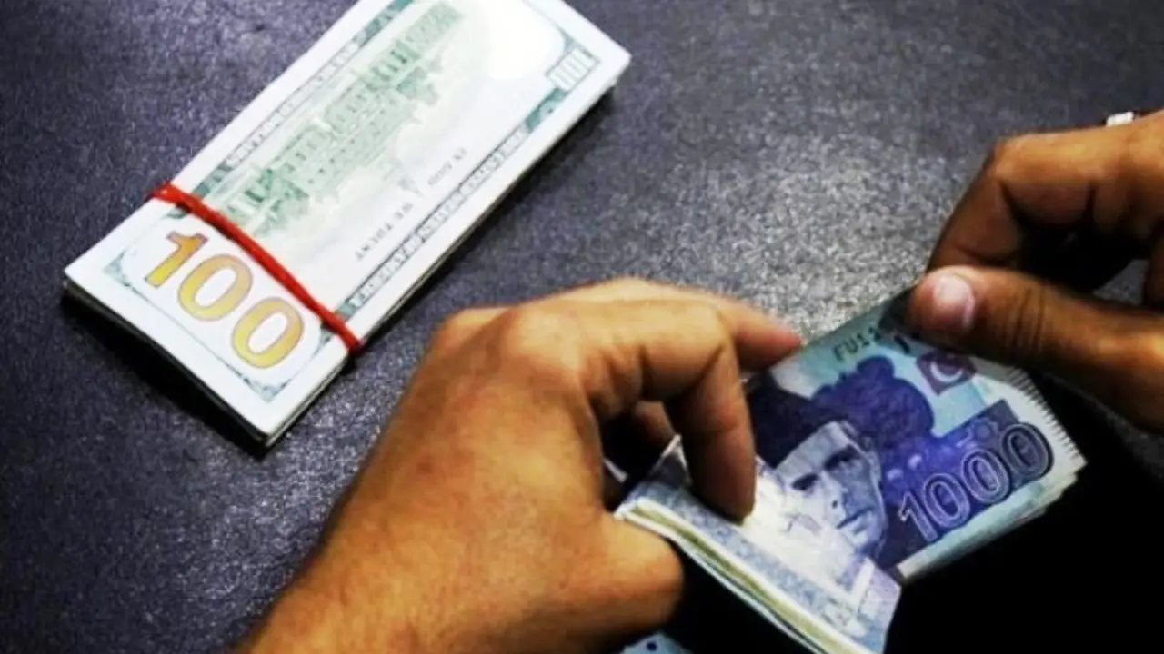 پول ملی پاکستان به بی‌ارزش ترین سطح تاریخ خود رسید