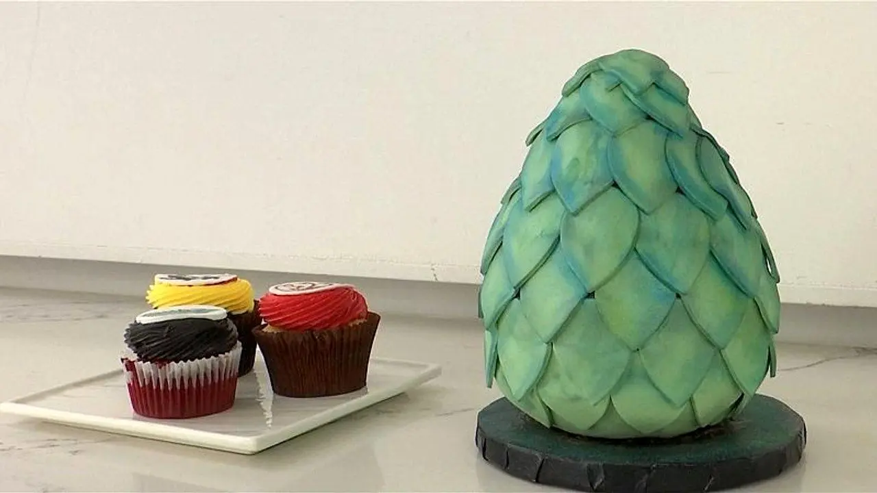 فروش کیک‌هایی با تزئین سریال «بازی تاج و تخت» در نیویورک + ویدئو