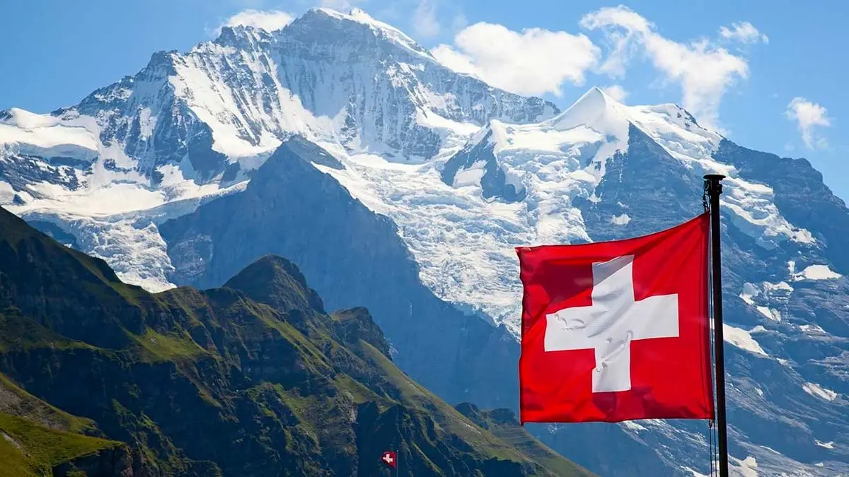 رای موافق سوئیسی‌ها به سختگیری قانون منع حمل و نگهداری اسلحه