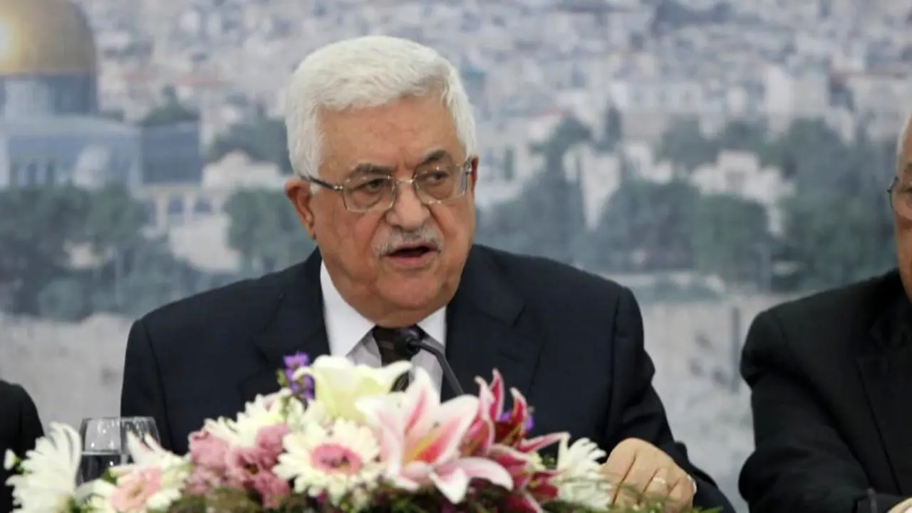 محمود عباس در نشست مکه شرکت می‌کند