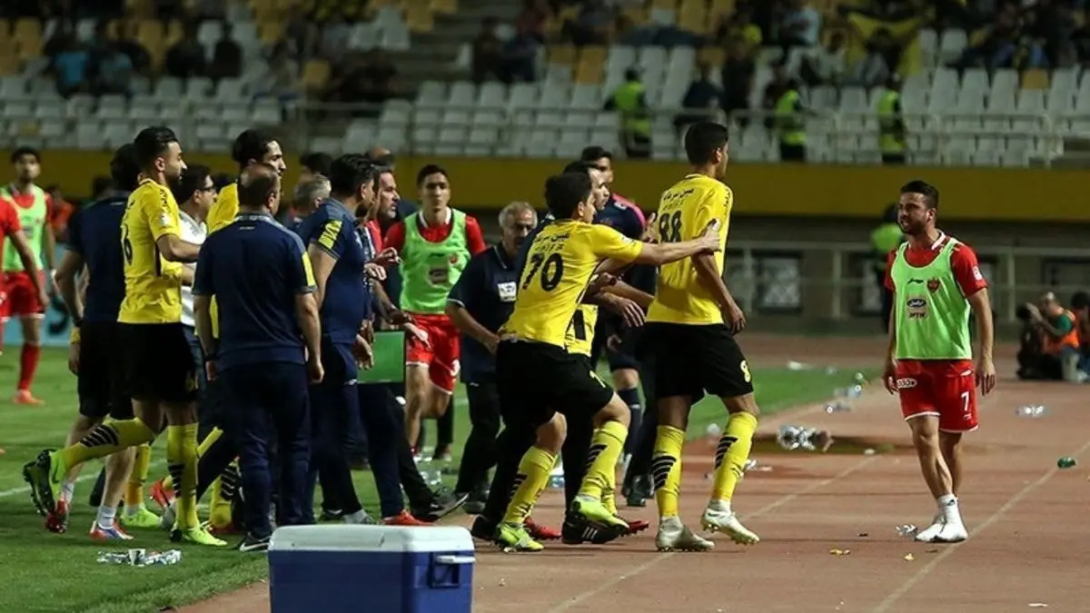 همه بی اخلاقی‌های فوتبال ایران را بررسی می‌کنیم