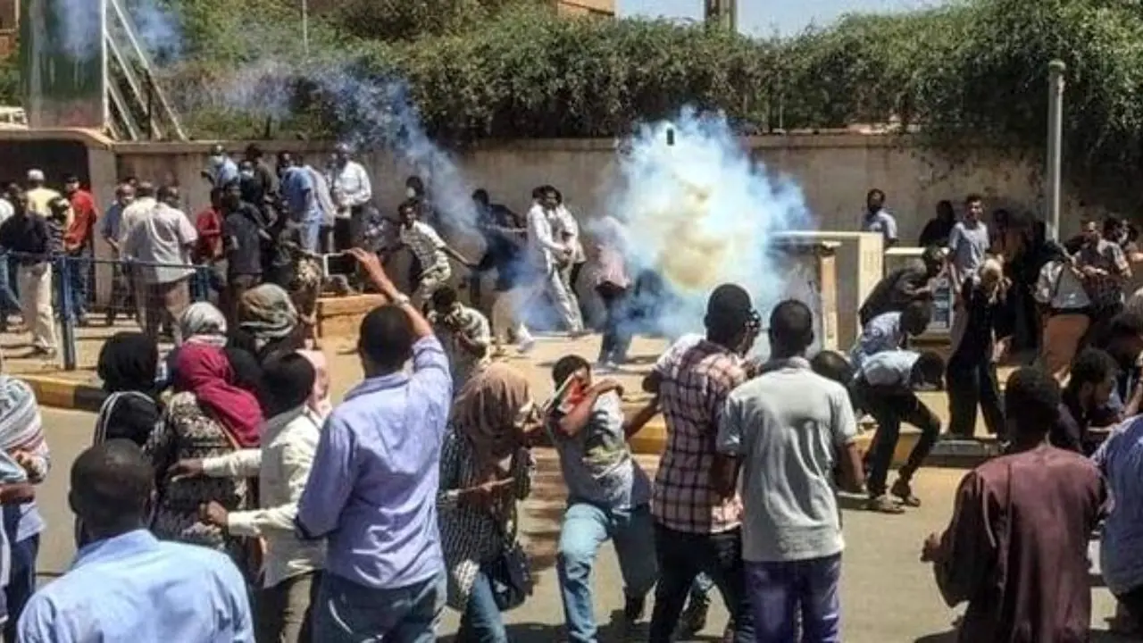 نظامیان سودان وارد محل تحصن در خارطوم شدند