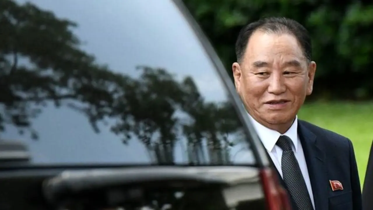 مذاکره‌کننده ارشد کره شمالی چند روز پس از گزارش اعدام‌اش در کنار اون دیده شد