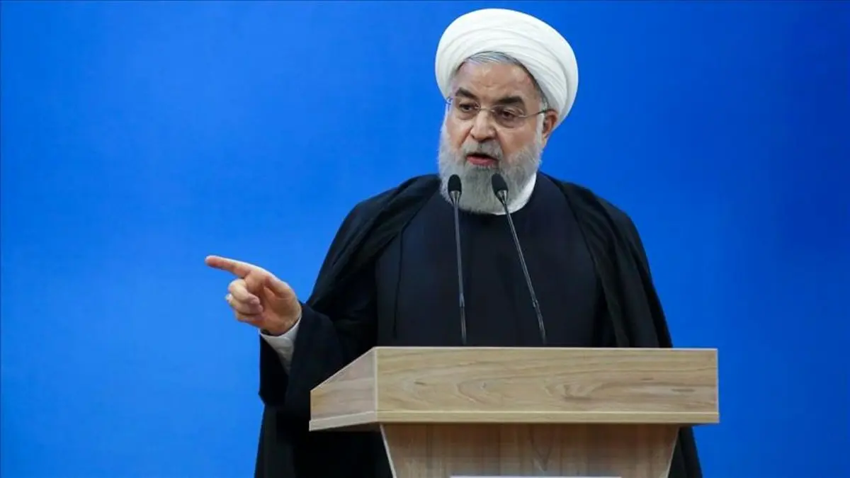 روحانی: در سال 83 از رهبر معظم انقلاب خواستم تا موضوع هسته‌ای را به آراء مردم بگذارند؛ ایشان استفاده از این اصل را خوب دانسته و قبول کردند، اما در مورد زمان اجرای آن مطلبی عنوان نشد / اصل 59 قانون اساسی (همه پرسی)، بن‌بست شکن است / اگر این دولت نبود، برجا