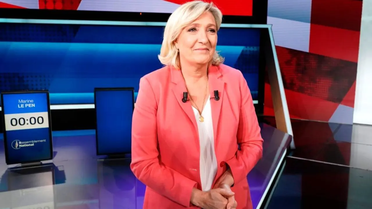 رهبر جریان راست افراطی فرانسه در انتخابات پارلمان اروپا اعلام پیروزی کرد