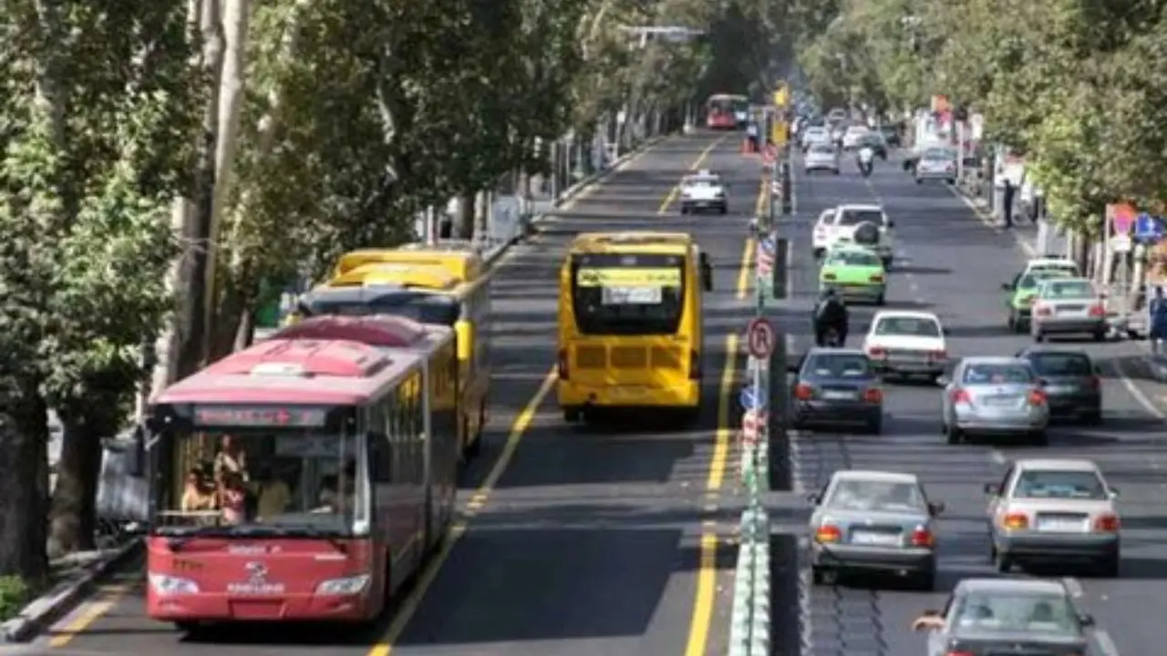 هنوز نرخ‌ خدمات مسافربری را افزایش نداده‌ایم/ تعویض روغن و فیلتر اتوبوس بک میلیون تومان آب می‌خورد