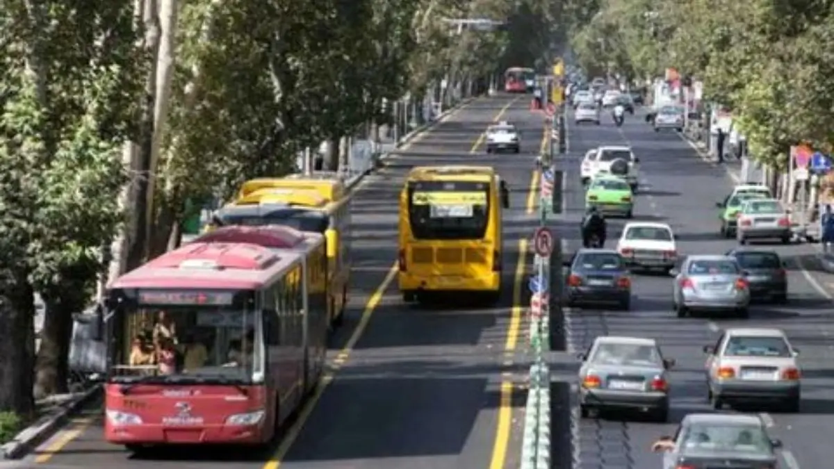 هنوز نرخ‌ خدمات مسافربری را افزایش نداده‌ایم/ تعویض روغن و فیلتر اتوبوس بک میلیون تومان آب می‌خورد