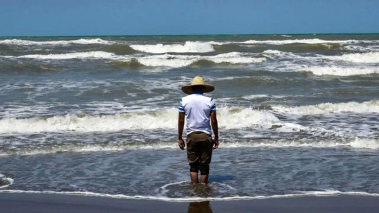 روند کاهش دما در سواحل دریای خزر/ پیش‌بینی تندباد در 5 استان کشور