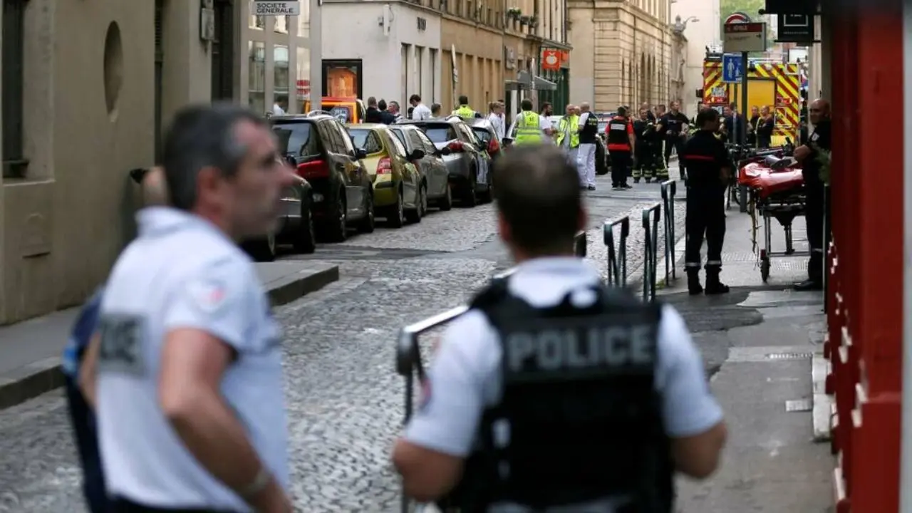 بازداشت یک فرد مظنون در رابطه با انفجار لیون فرانسه