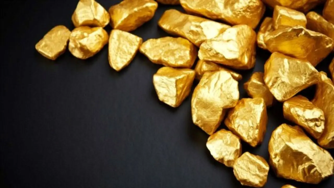 کشف 2 کیلوگرم شمش طلا در کفش یک مسافر