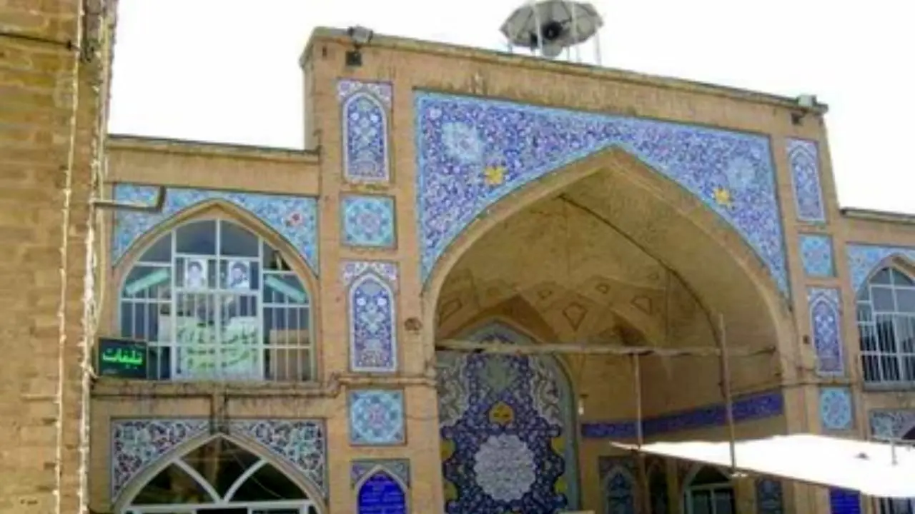 مسجدی که خون منافقان را به جوش آورده بود