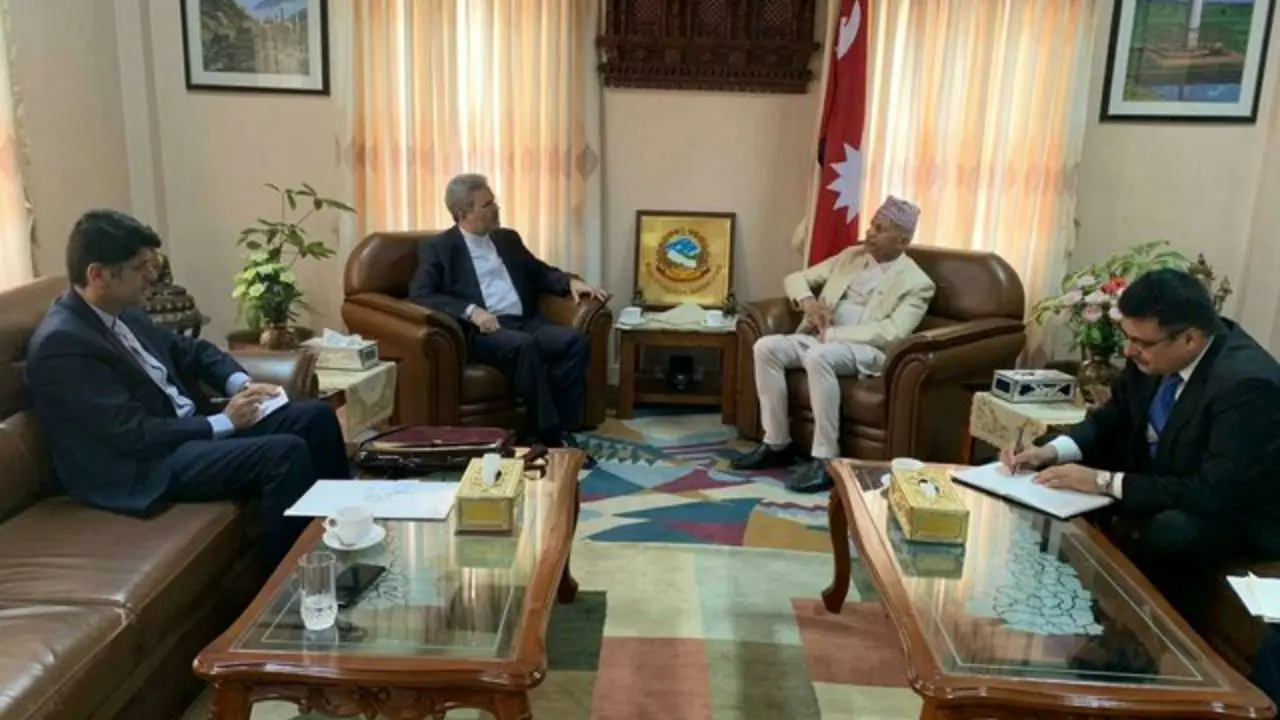 تاکید وزیر خارجه نپال بر توسعه روابط با ایران