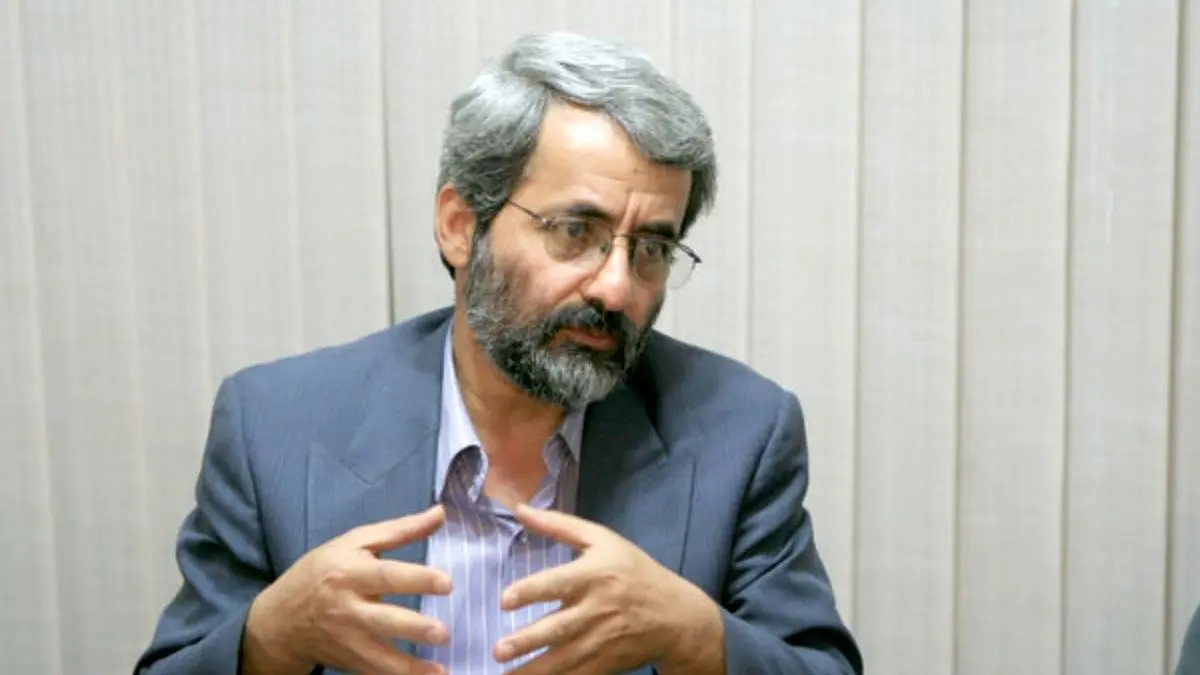 نمایندگان باید برای صیانت از حقوق مردم با دولت مخالفت کنند/ هم‌سویی کامل مجلس با دولت یک تهدید است