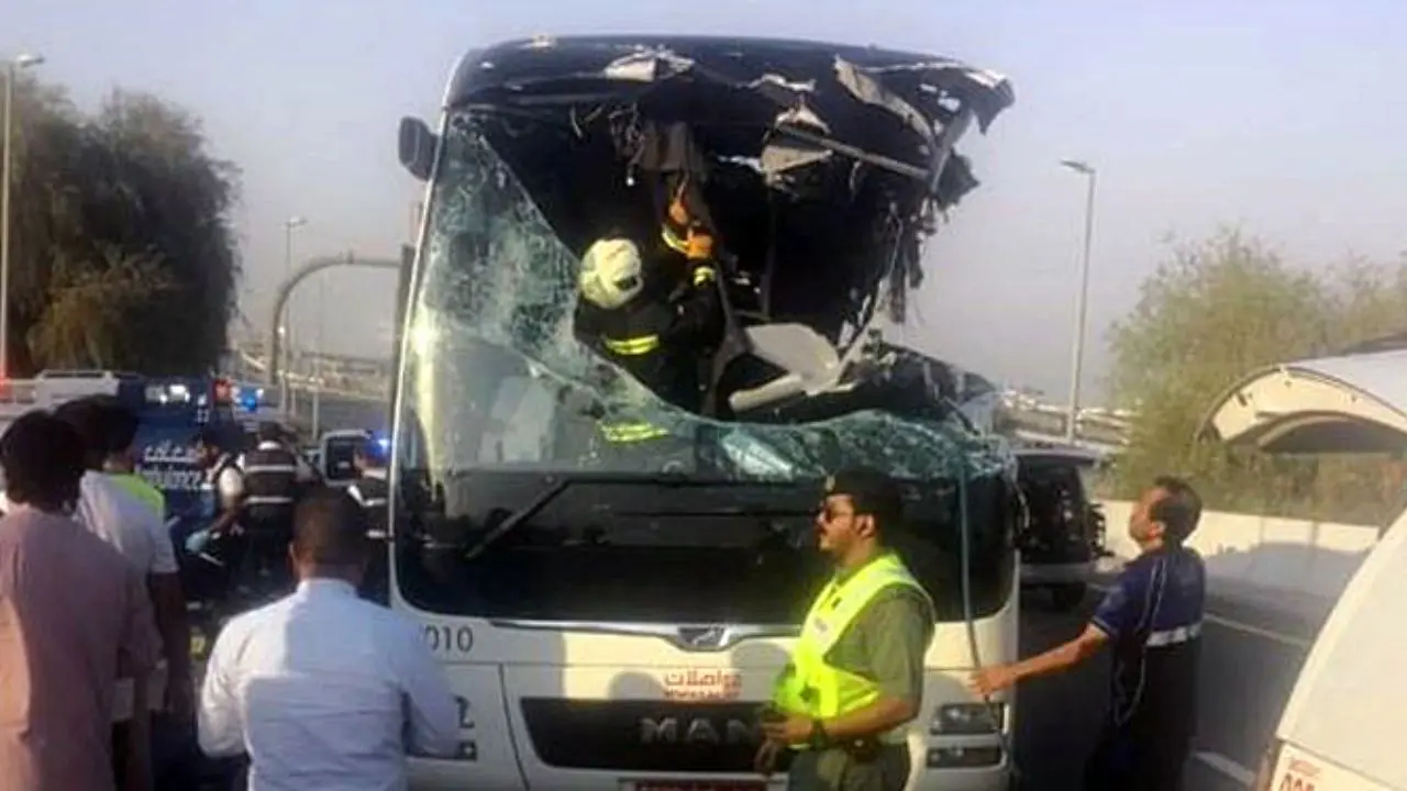 اتوبوس گردشگردان در دبی‬‎ دچار سانحه شد
