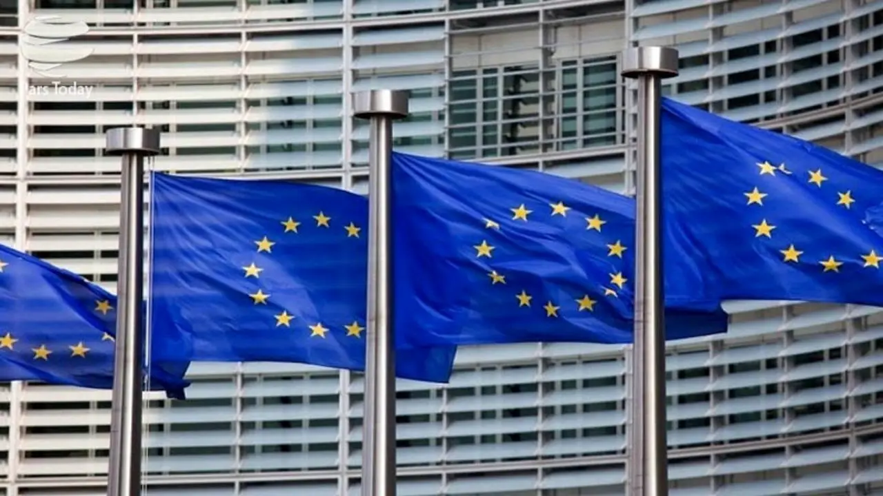 اتحادیه اروپا به فیس‌بوک، گوگل و توئیتر هشدار داد