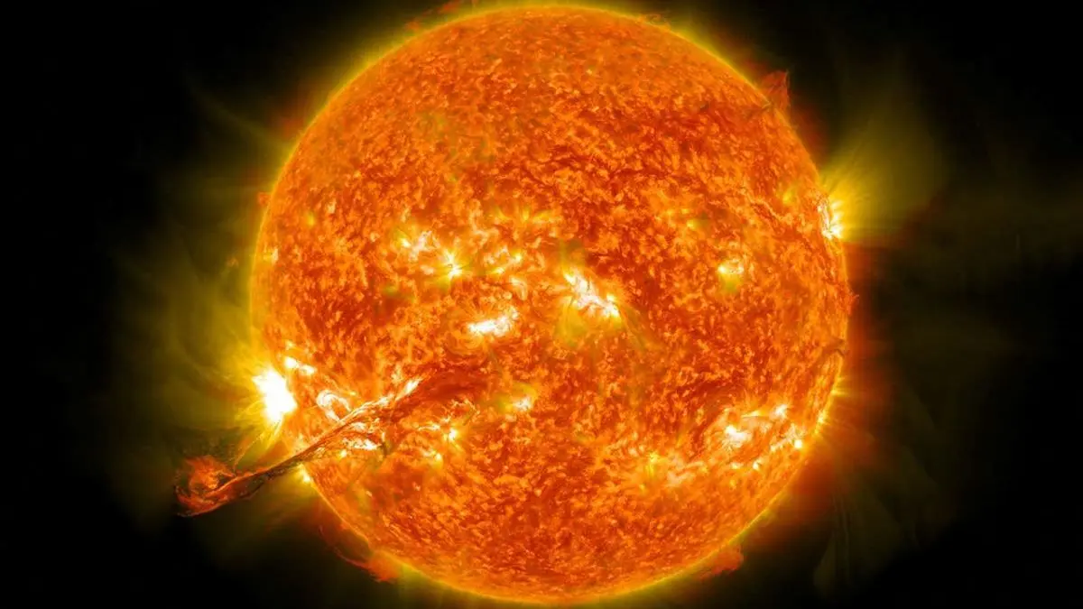 چرخش زمین به دور خورشید از دوربین ناسا + ویدئو