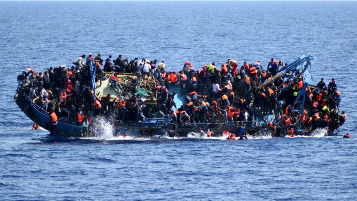 واژگون شدن قایق پناهجویان در ساحل غربی ترکیه + ویدئو