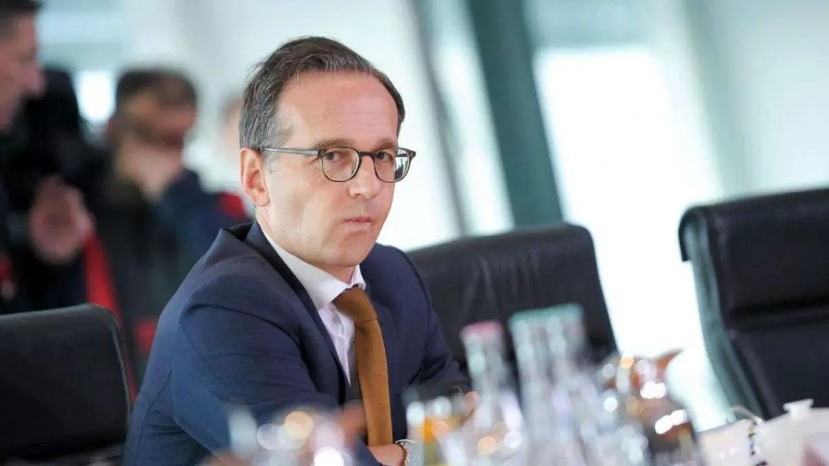 وزیر خارجه آلمان در کابینه دولت فرانسه حاضر شد