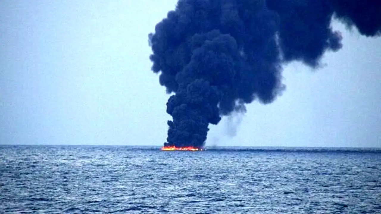 انفجار و آتش‌سوزی تانکر نفت‌کش در دریای خزر