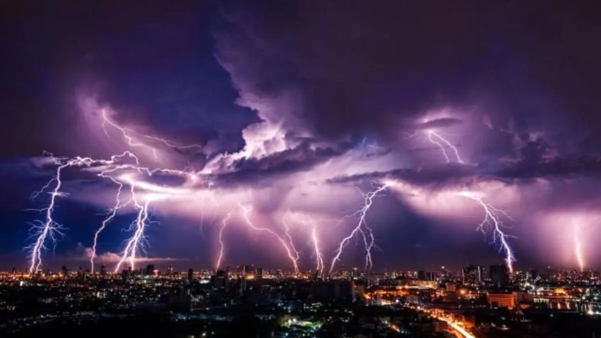 پیش بینی رگبار و رعد و برق در نیمه شمالی کشور