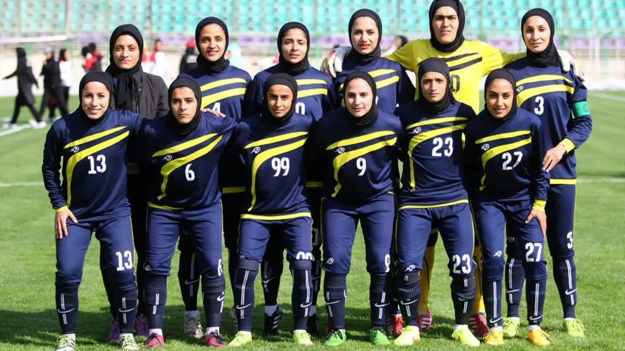هفته بیست و یکم لیگ برتر فوتبال زنان با صدرنشینی بم پایان یافت