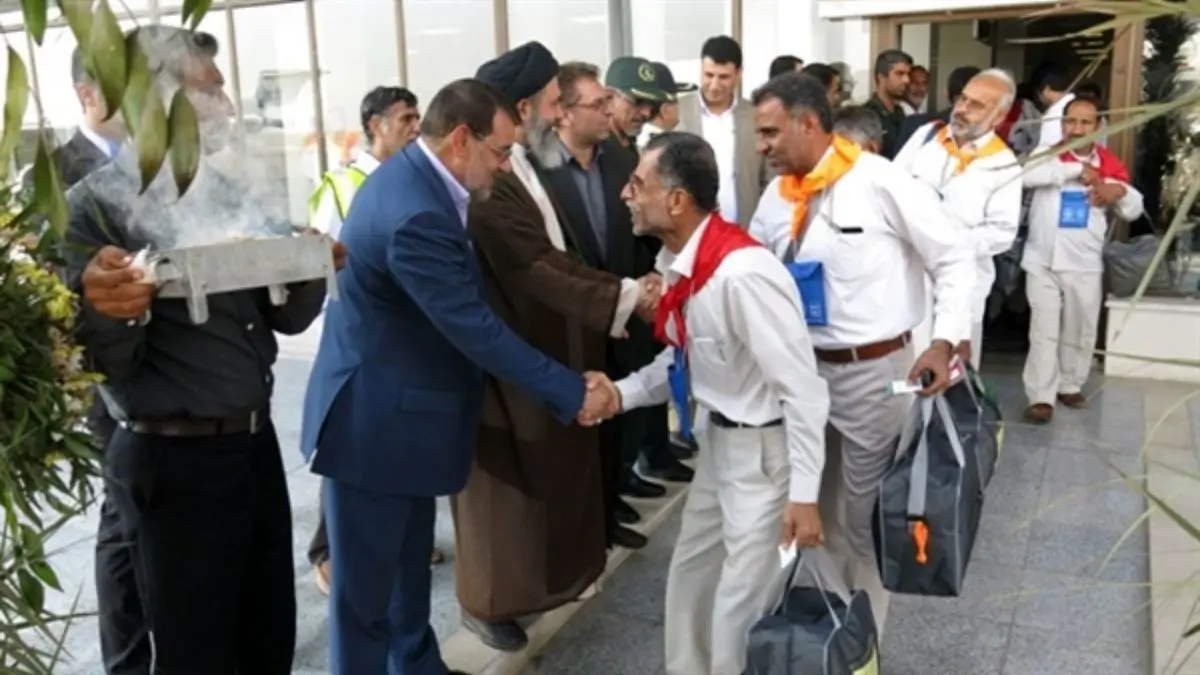 مراسم بدرقه حجاج در مساجد و حسینه‌ها برگزار شود / پلیس با مسافربرهای غیرمجاز در فرودگاه برخورد می‌کند