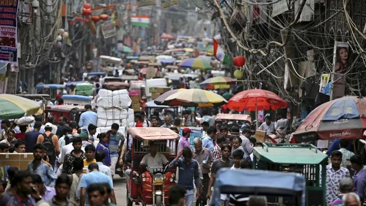 سبقت هند از چین به عنوان پرجمعیت‌ترین کشور جهان تا 2027
