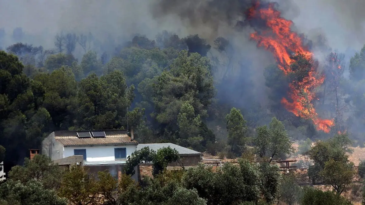 آتش‌سوزی گسترده در اسپانیا در پی ادامه گرمای شدید
