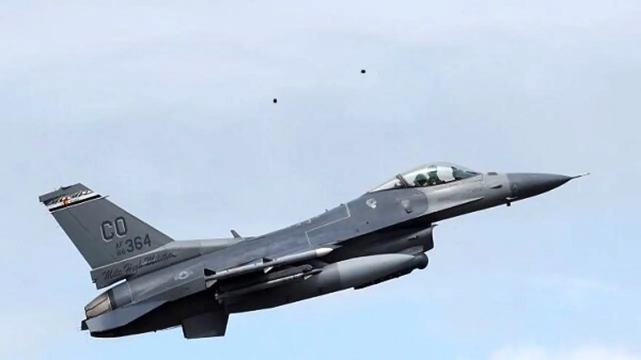 پرواز جنگنده‌های رژیم صهیونیستی بر آسمان لبنان + ویدئو
