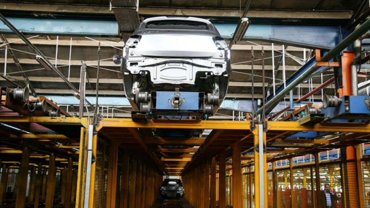 مجلس از خودکفایی صنعت خودرو حمایت می کند