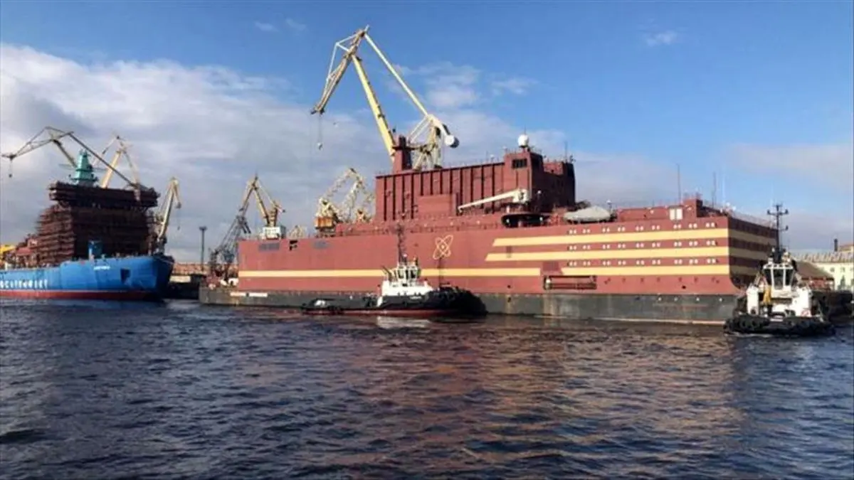 روسیه از اولین نیروگاه هسته‌ای شناور جهان رونمایی کرد