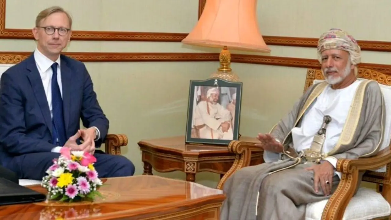 برایان هوک با وزیر خارجه عمان در مسقط دیدار کرد