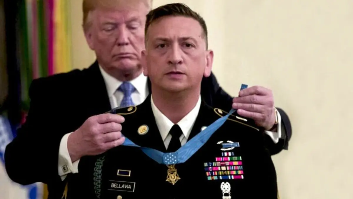 بالاترین مدال افتخار ارتش آمریکا بر گردن سرباز سابق جنگ عراق آویخته شد