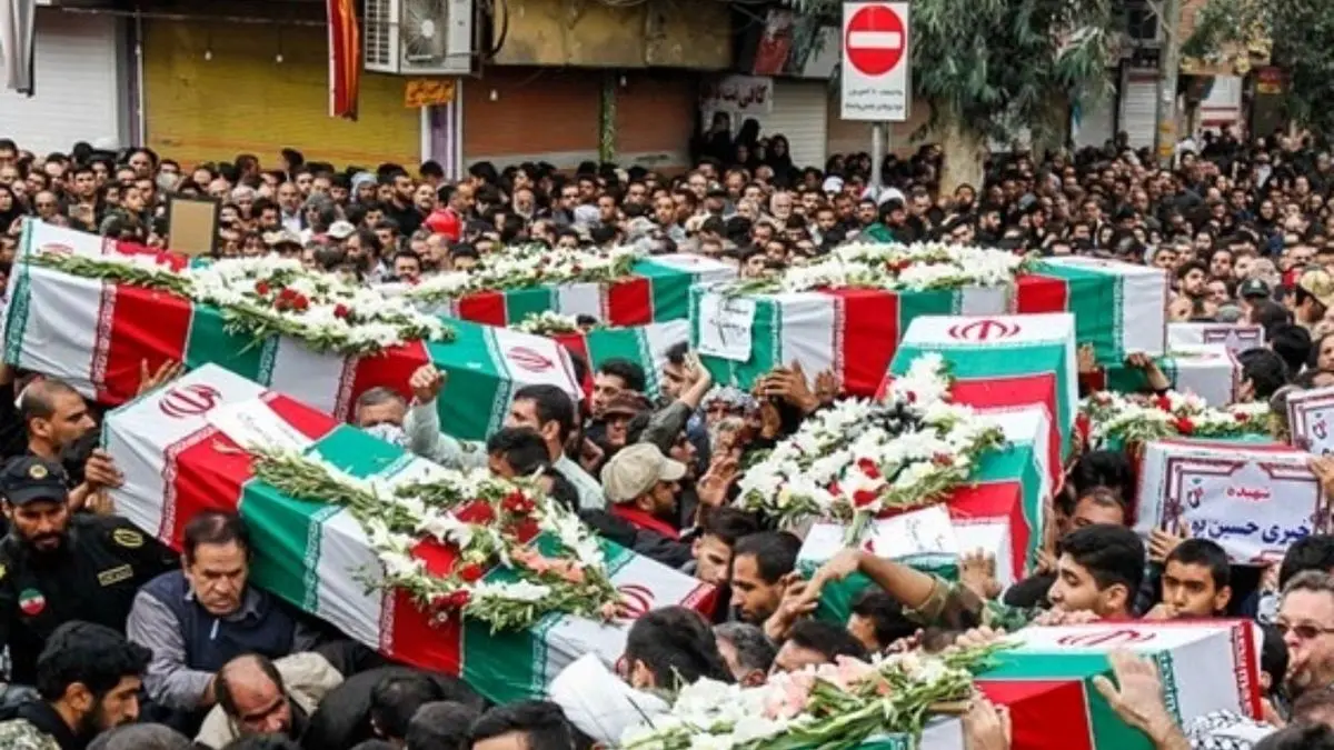 مراسم وداع با پیکرهای 150 شهید تازه تفحص شده دفاع مقدس