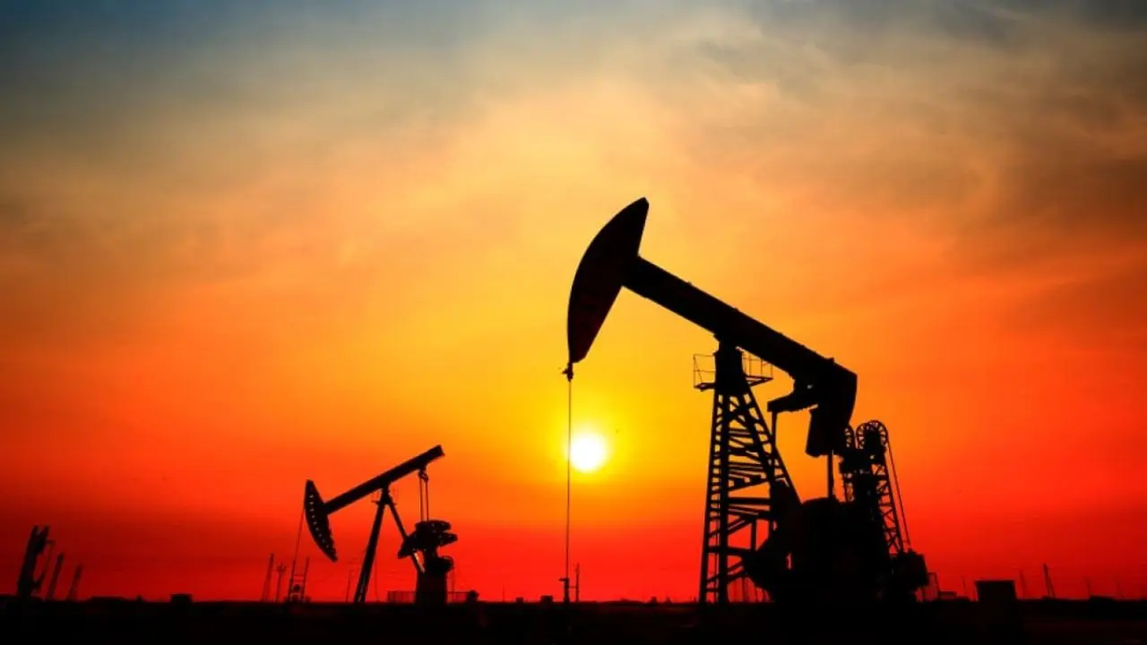 پیش‌بینی افزایش قیمت نفت تا 325دلار در صورت بسته شدن تنگه هرمز