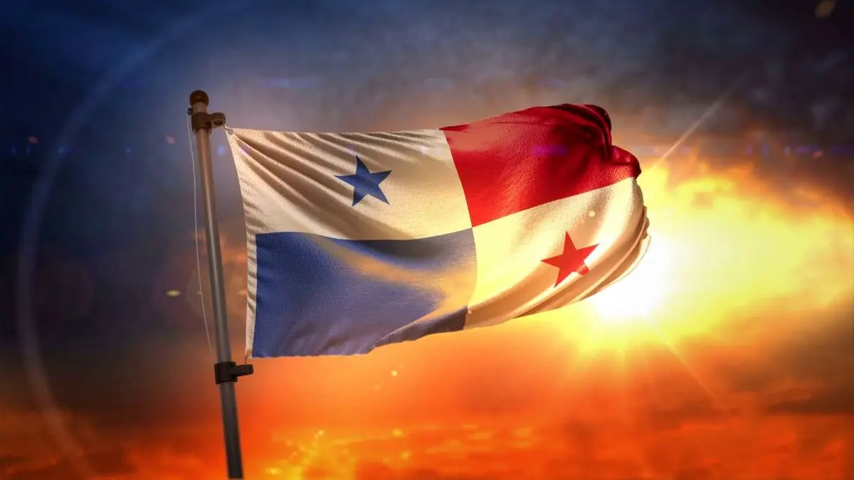 پاناما پرچم خود را از کشتی‌های ناقض تحریم‌ها سلب می‌کند
