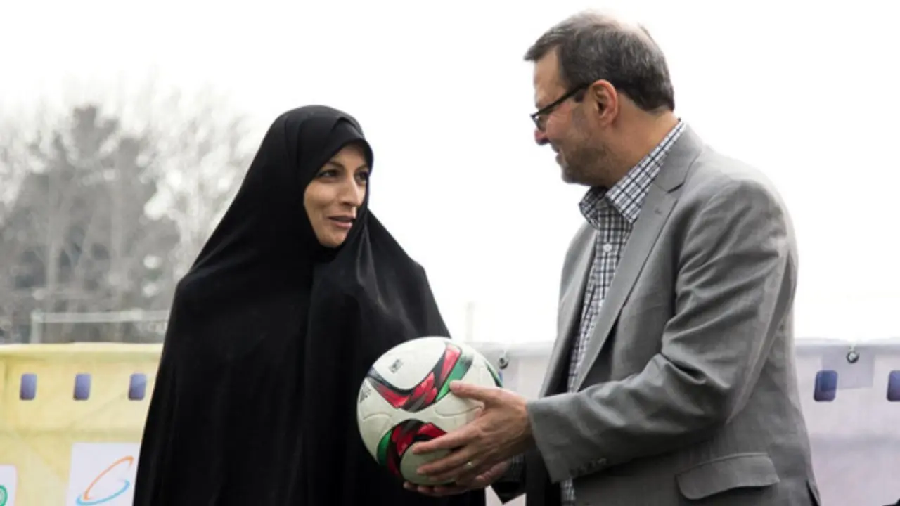 نایب رئیس زنان فدراسیون فوتبال دقیقا کجاست؟/ چرا  فوتبال زنان چندین ماه تعطیل است؟/چه کسی پاسخگوست؟